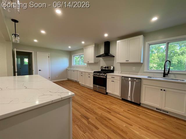 Builiding view five for 114 Henry, Flushing, MI. 48433