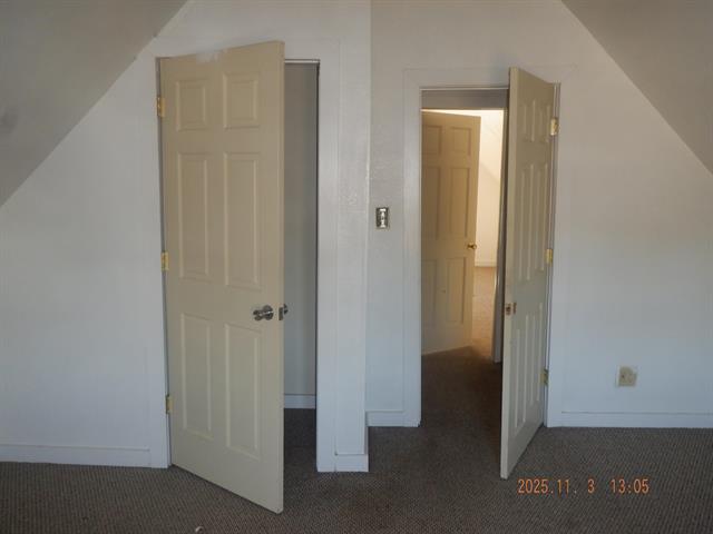 Builiding view thirteen for 816 Stockbridge, Kalamazoo, MI. 49001