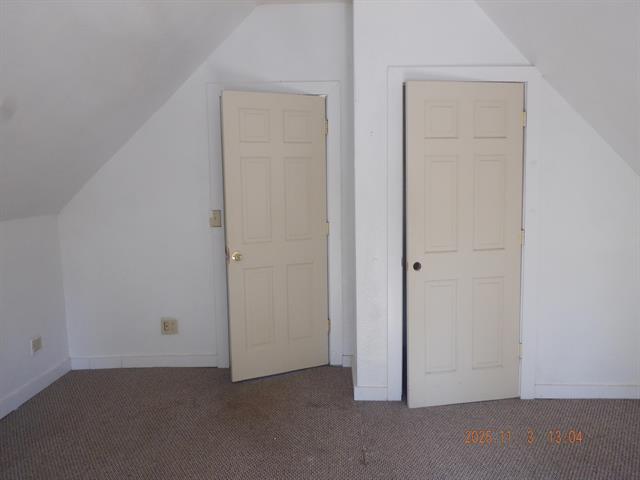 Builiding view twelve for 816 Stockbridge, Kalamazoo, MI. 49001