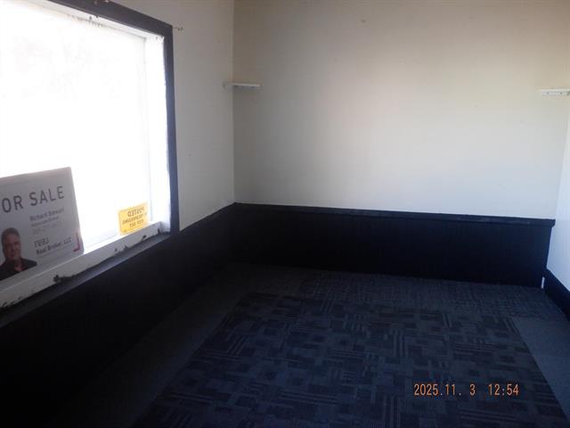 Builiding view two for 816 Stockbridge, Kalamazoo, MI. 49001