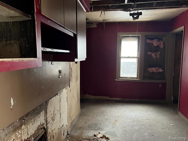 Builiding view seven for 11791 Minden, Detroit, MI. 48205