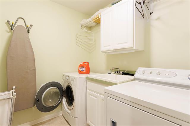 Builiding view twenty four for 6 Cider Hill, Douglas, MI. 49406