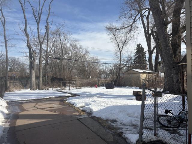 Builiding view four for 19436 Albany, Detroit, MI. 48234