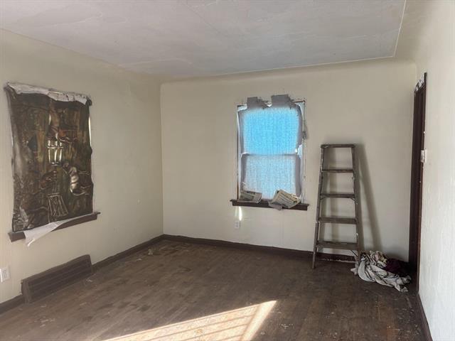 Builiding view fourteen for 19436 Albany, Detroit, MI. 48234