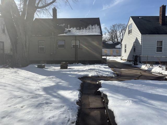 Builiding view one for 19436 Albany, Detroit, MI. 48234