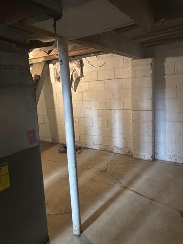 Builiding view six for 19436 Albany, Detroit, MI. 48234