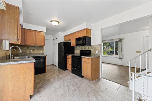 Builiding view four for 226 Ruppert, Commerce Township, MI. 48382