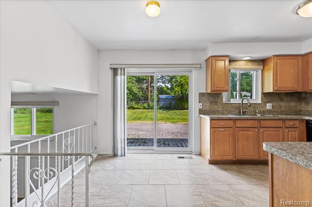 Builiding view six for 226 Ruppert, Commerce Township, MI. 48382
