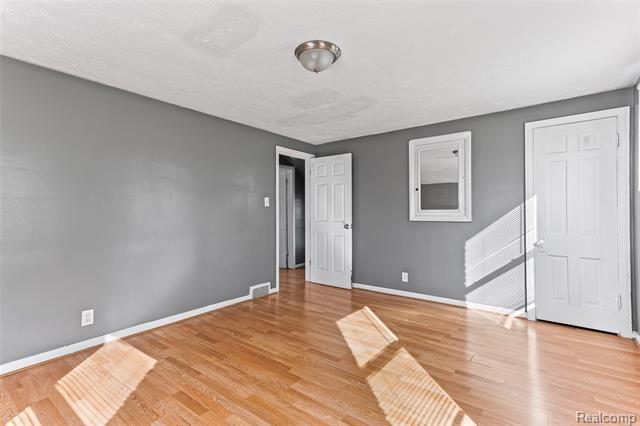 Builiding view eleven for 12044 Forrer, Detroit, MI. 48227