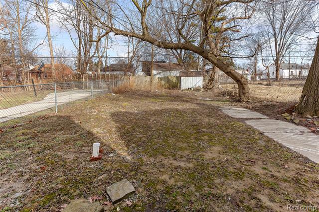 Builiding view twenty for 12044 Forrer, Detroit, MI. 48227