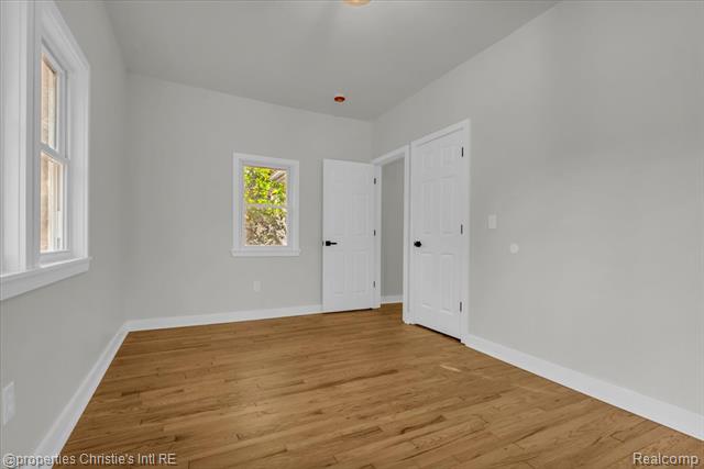 Builiding view twenty eight for 838 Algonquin St, Detroit, MI. 48215