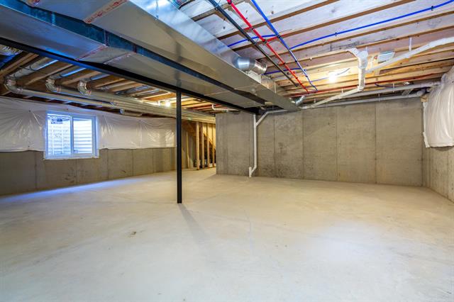 Builiding view twenty seven for 27621 Maryjane Lane E, New Baltimore, MI. 48047