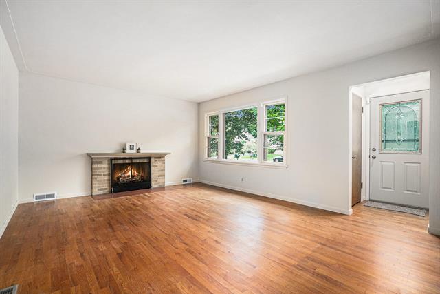 Builiding view four for 1444 Mark, Grand Rapids, MI. 49525