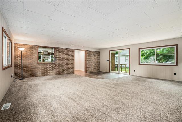 Builiding view ten for 1444 Mark, Grand Rapids, MI. 49525