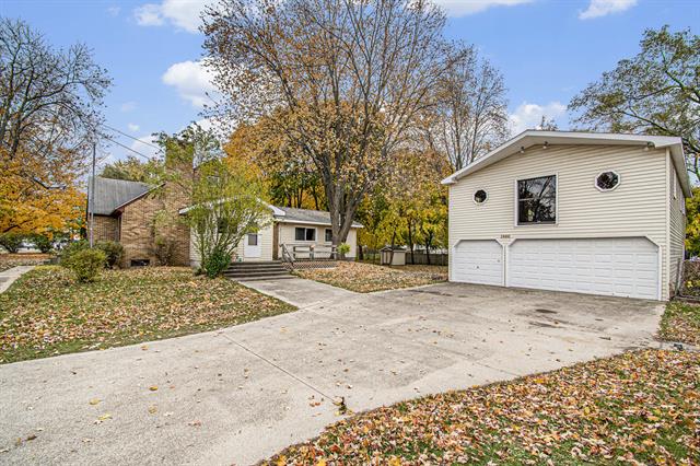 Builiding view thirty nine for 1444 Mark, Grand Rapids, MI. 49525