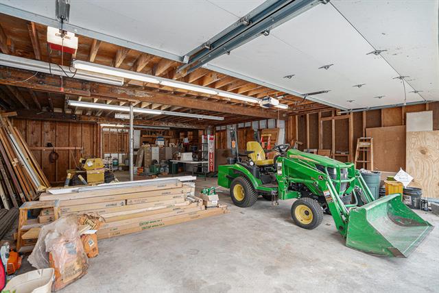 Builiding view thirty two for 1444 Mark, Grand Rapids, MI. 49525