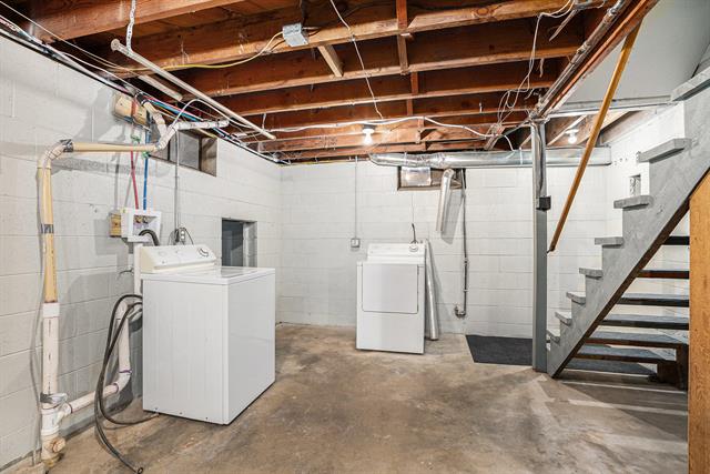 Builiding view twenty five for 1444 Mark, Grand Rapids, MI. 49525