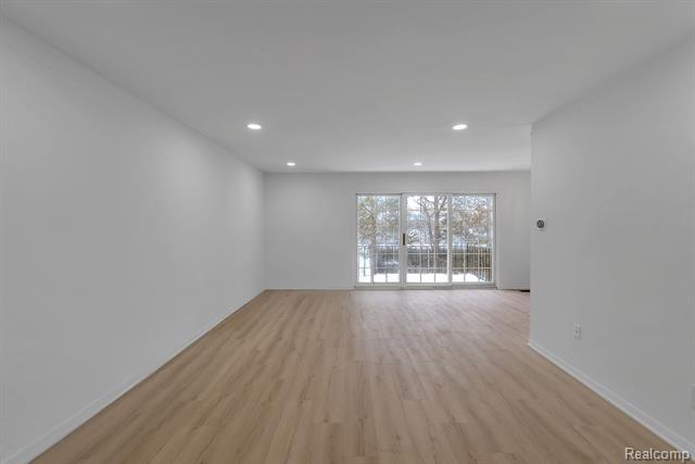 Builiding view eleven for 408 Fox Hills #A5, Bloomfield Hills, MI. 48304