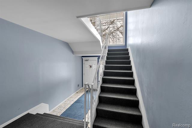 Builiding view seven for 408 Fox Hills #A5, Bloomfield Hills, MI. 48304