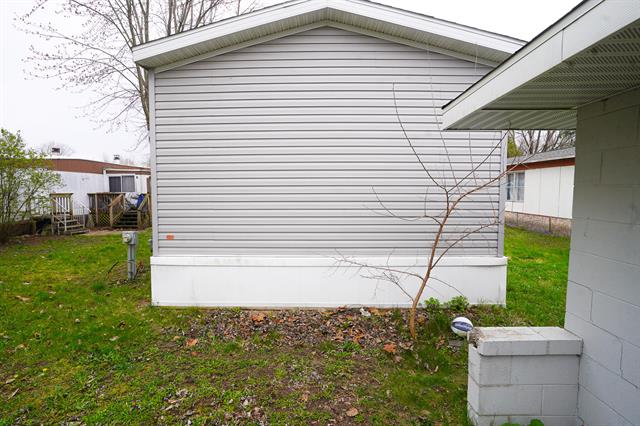 Builiding view seventeen for 5220 Village, Wyoming, MI. 49509