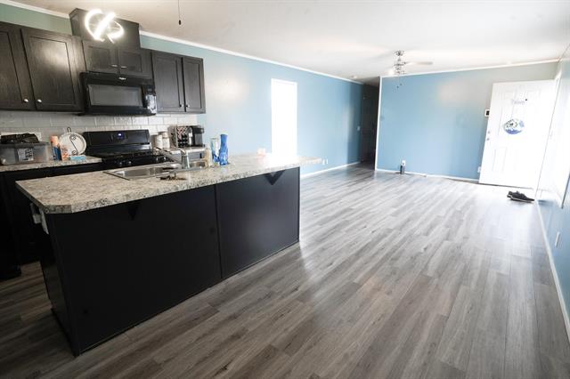 Builiding view six for 5220 Village, Wyoming, MI. 49509