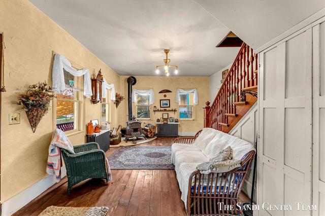 Builiding view eleven for 201 4Th, Grand Haven, MI. 49417