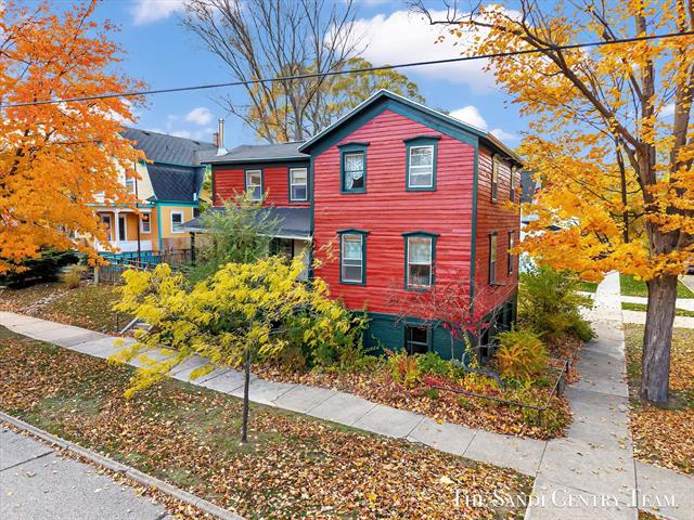 Builiding view thirty eight for 201 4Th, Grand Haven, MI. 49417