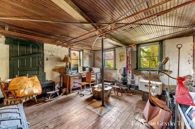 Builiding view thirty for 201 4Th, Grand Haven, MI. 49417