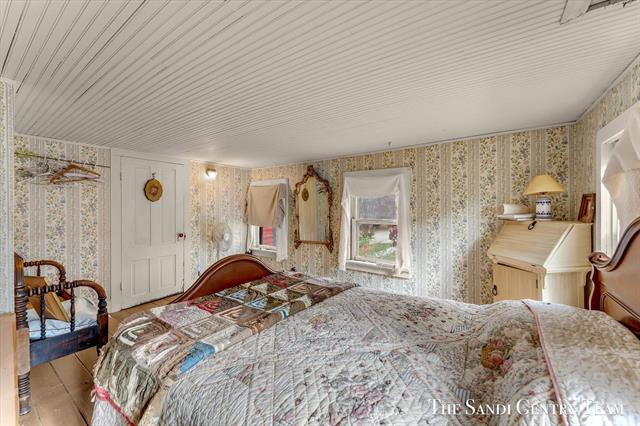 Builiding view twenty eight for 201 4Th, Grand Haven, MI. 49417