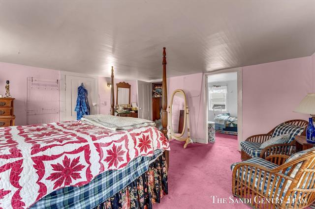 Builiding view twenty six for 201 4Th, Grand Haven, MI. 49417