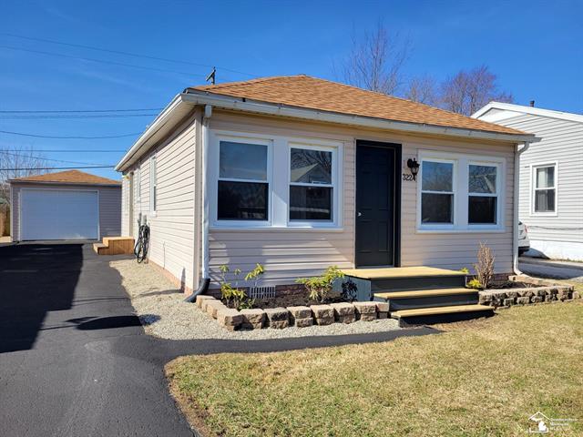 front view for 3224 Glendale Street, Monroe, Mi. 48162