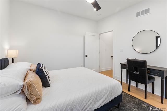 Builiding view fourteen for 7546 Churchill, Detroit, MI. 48206