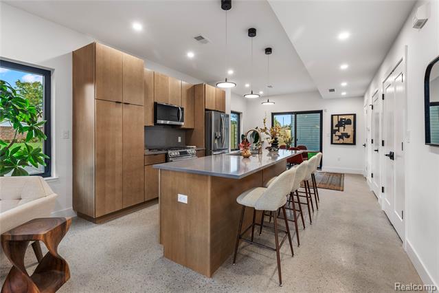 Builiding view seven for 7546 Churchill, Detroit, MI. 48206