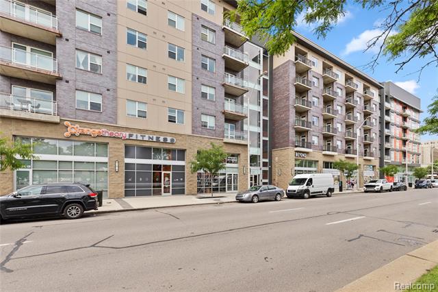 Builiding view thirty nine for 7546 Churchill, Detroit, MI. 48206