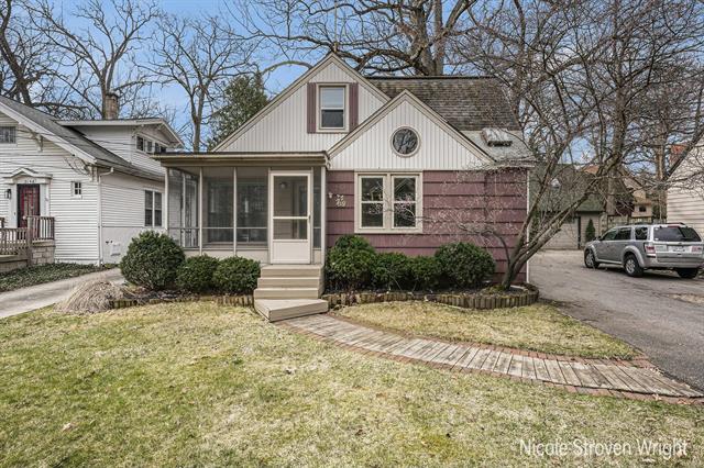 front view for 2150 Lansing Street Se, Grand Rapids, Mi. 49506