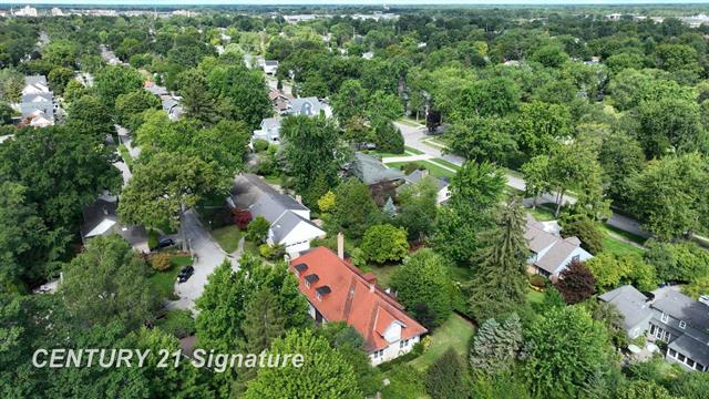 Builiding view sixty eight for 105 Parkwood, Bay City, MI. 48706