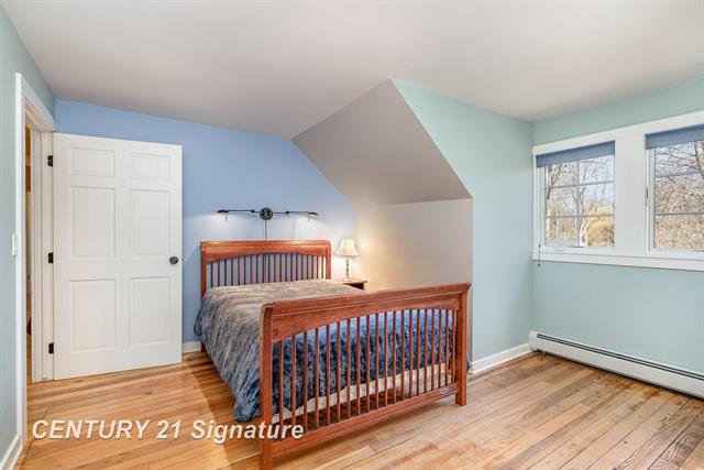 Builiding view thirty seven for 105 Parkwood, Bay City, MI. 48706