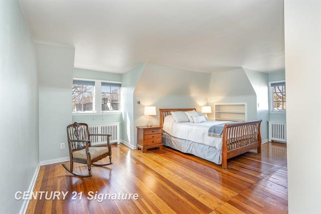 Builiding view twenty three for 105 Parkwood, Bay City, MI. 48706