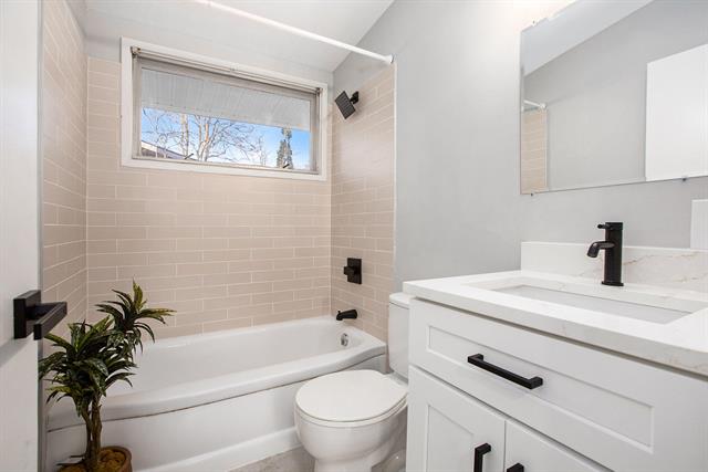 Builiding view twenty one for 1540 Westfield, Ann Arbor, MI. 48103