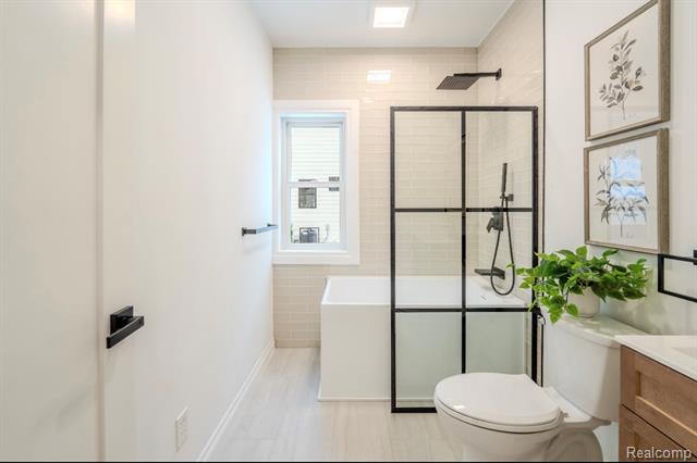 Builiding view nine for 1759 Fischer, Detroit, MI. 48214