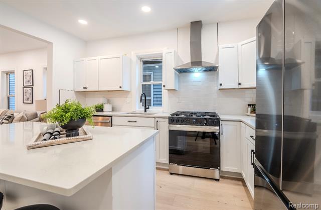 Builiding view seven for 1759 Fischer, Detroit, MI. 48214