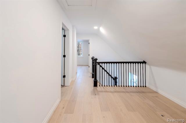 Builiding view sixteen for 1759 Fischer, Detroit, MI. 48214