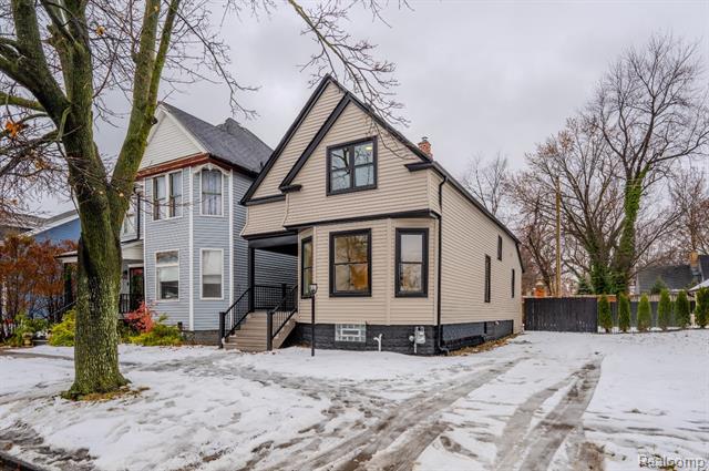 Builiding view thirty for 1759 Fischer, Detroit, MI. 48214