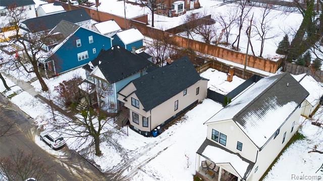 Builiding view twenty seven for 1759 Fischer, Detroit, MI. 48214