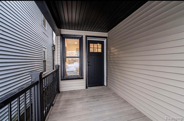 Builiding view two for 1759 Fischer, Detroit, MI. 48214