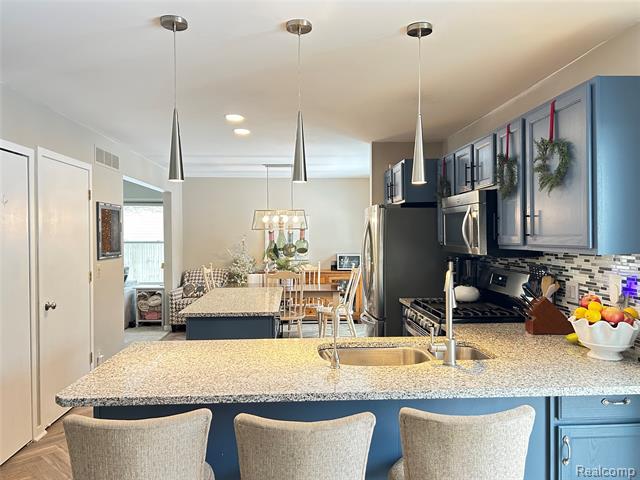 Builiding view ten for 3110 Arbutus, Commerce Township, MI. 48382