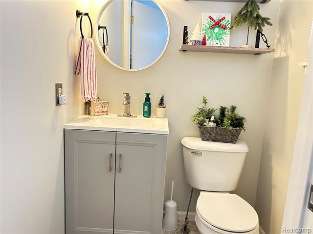 Builiding view twenty two for 3110 Arbutus, Commerce Township, MI. 48382