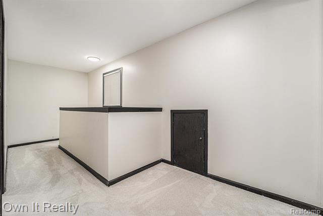 Builiding view eighteen for 19147 Redfern, Detroit, MI. 48219