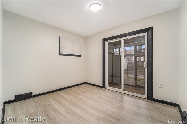 Builiding view fourteen for 19147 Redfern, Detroit, MI. 48219