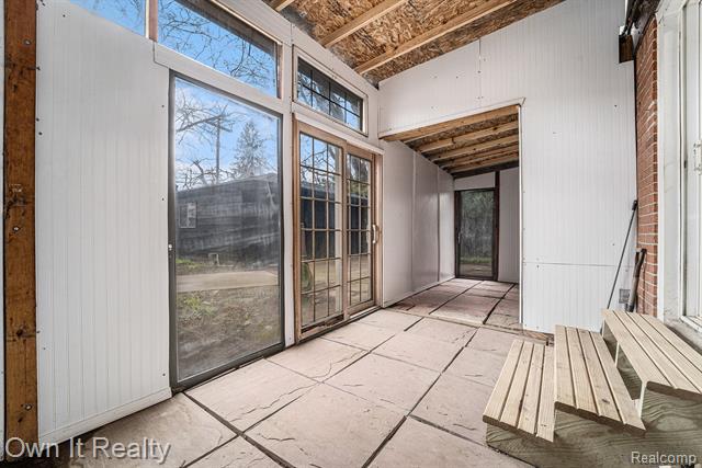 Builiding view twenty two for 19147 Redfern, Detroit, MI. 48219